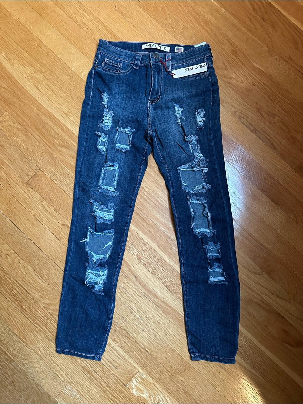 Sneak Peek Women's Distressed Ripped Jeans Size 5